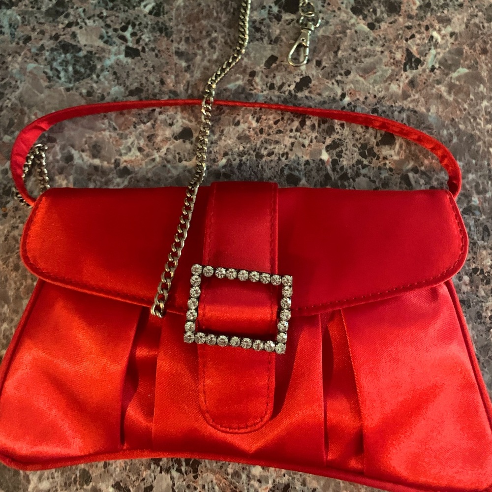 Super sexy red chain purse